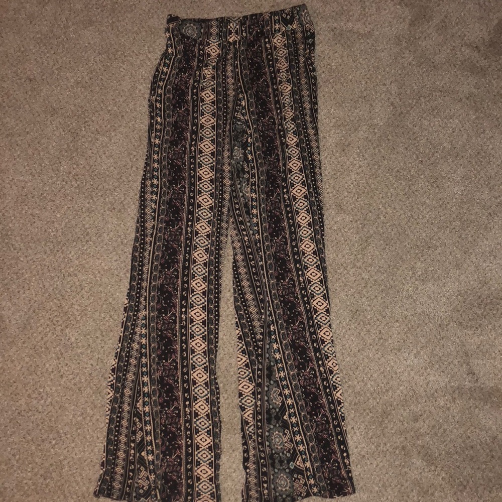SUPER ADORABLE FLOWY PANTS